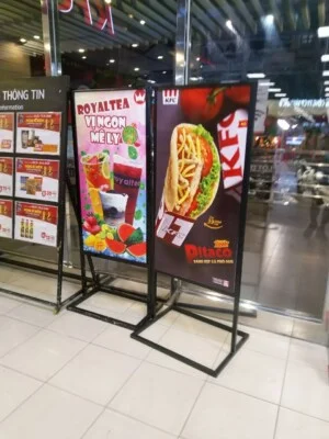 Standee201